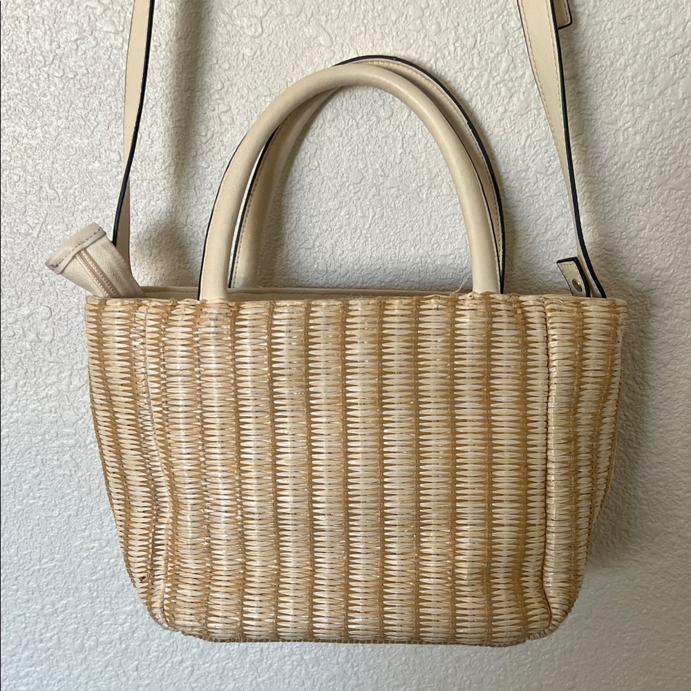 Circus by Sam Edelman Beige Face Design Crossbody Bag! So Cute! EUC - Picture 10 of 12